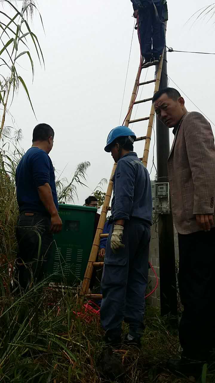 廣西宜州等地安裝智能中繼電源(圖4)